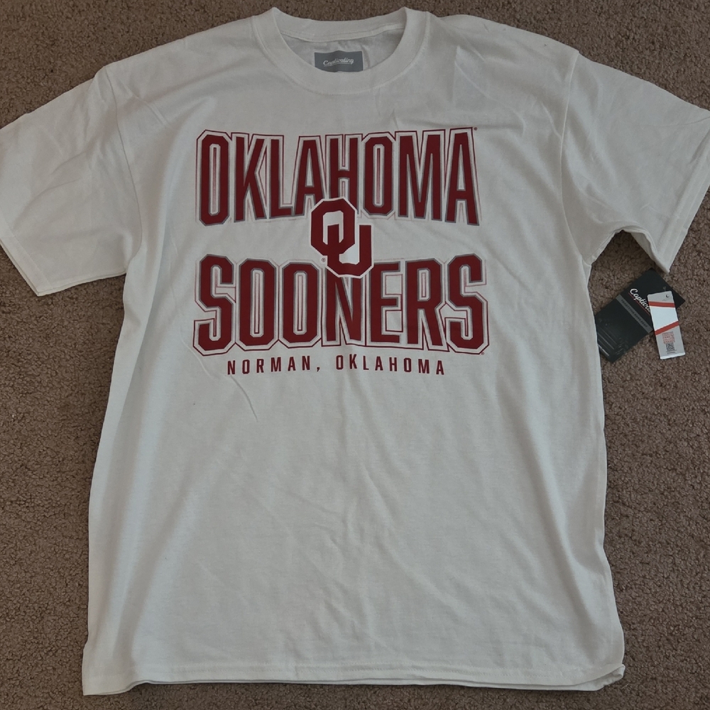 *NWT* Oklahoma Sooners Tee